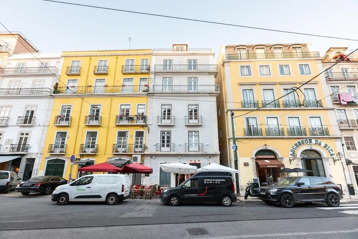 Bica Contemporary Historic 2 Bedroom Apt Lisbon Apartment